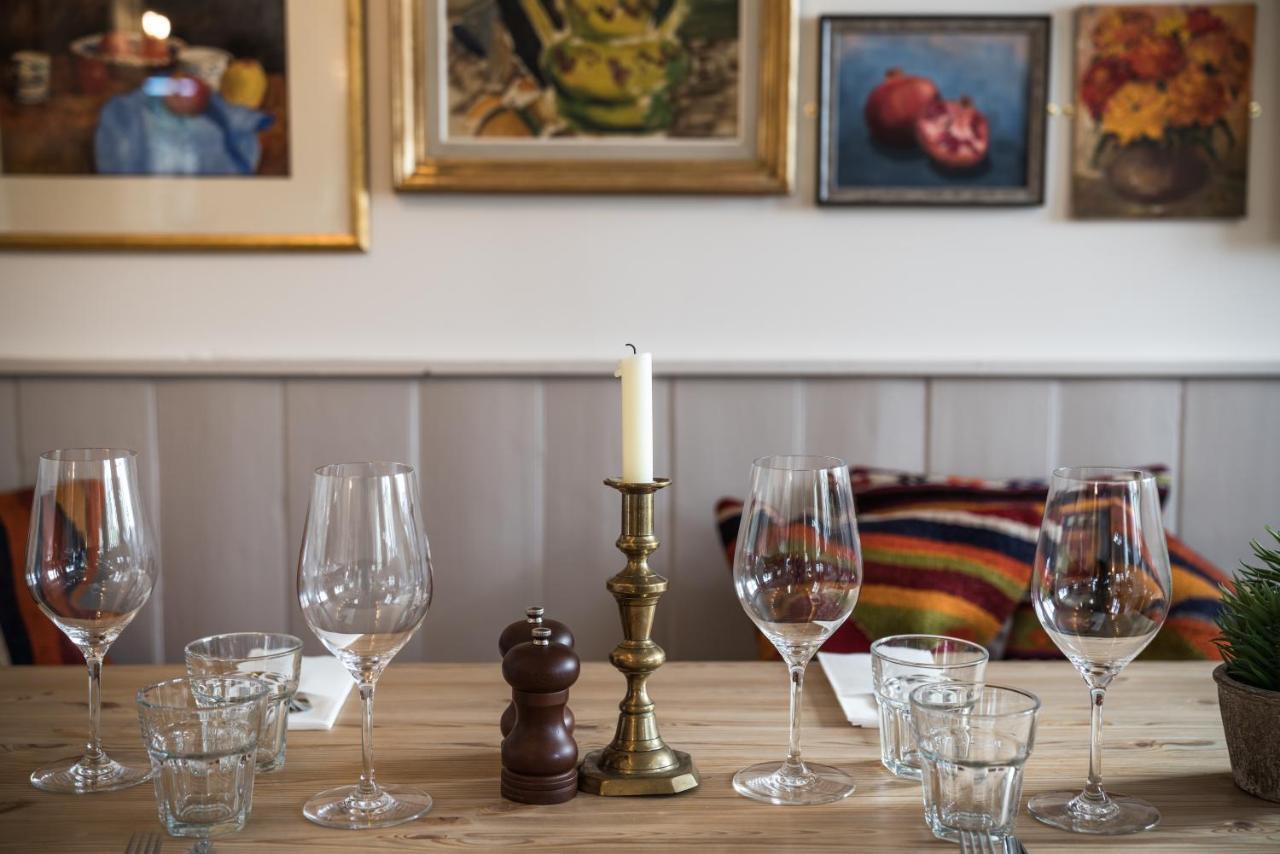The Horse And Groom Inn Chichester Buitenkant foto