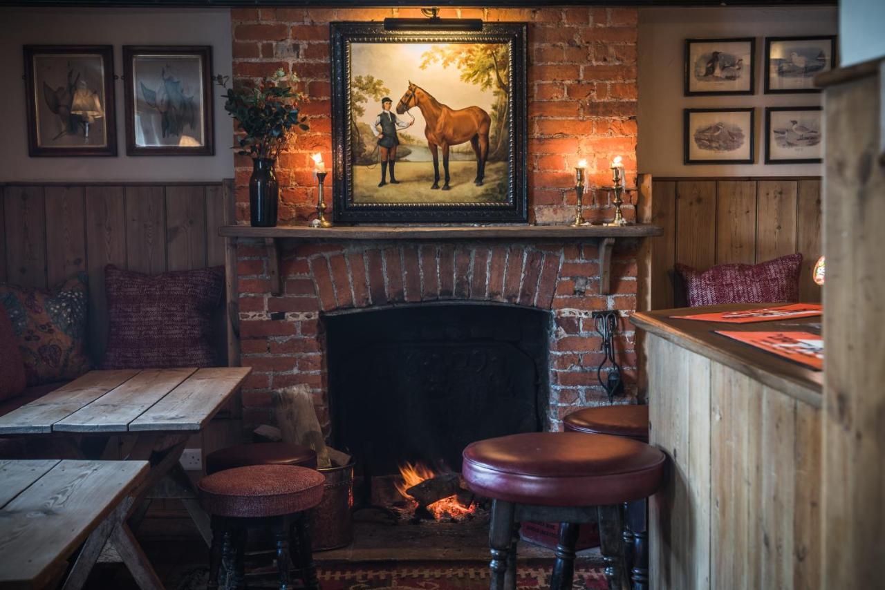 The Horse And Groom Inn Chichester Buitenkant foto